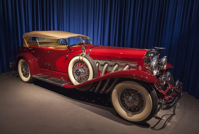 Duesenberg Model J (1928)