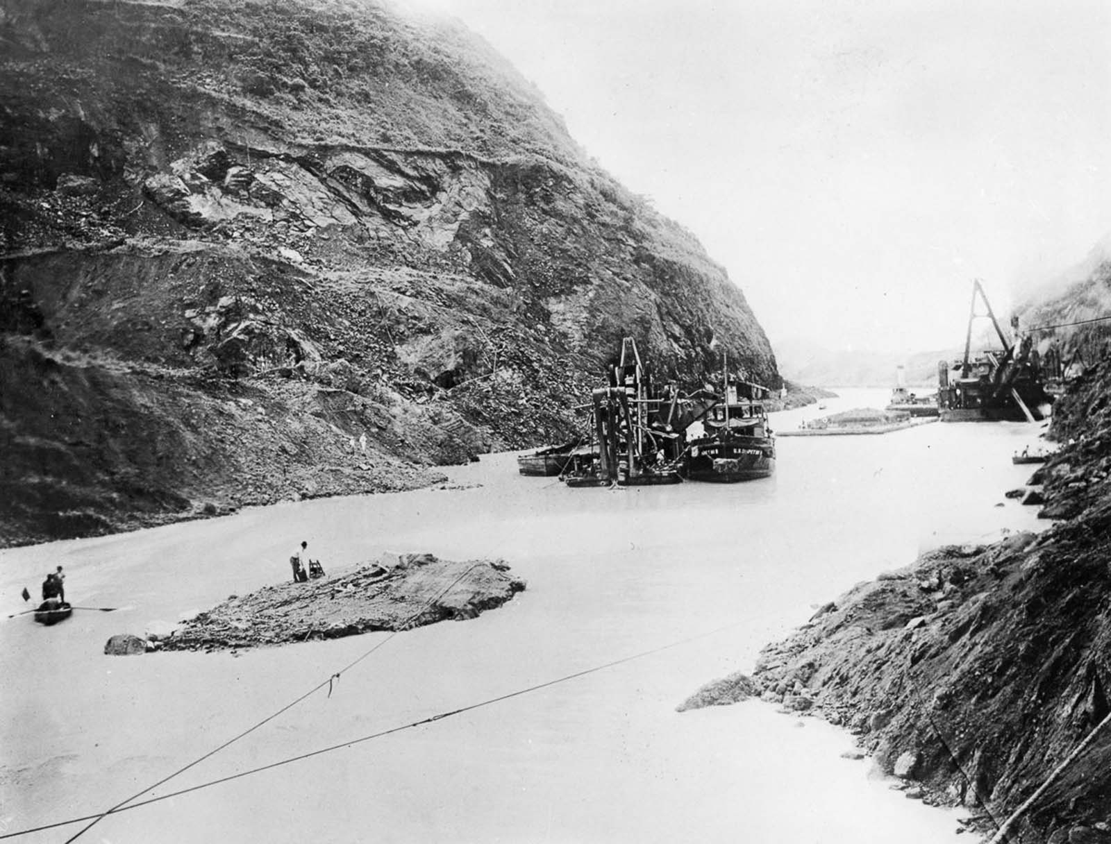 As soon as France abandoned the project, U.S. interest surged, leading to a renewed effort to build the canal.