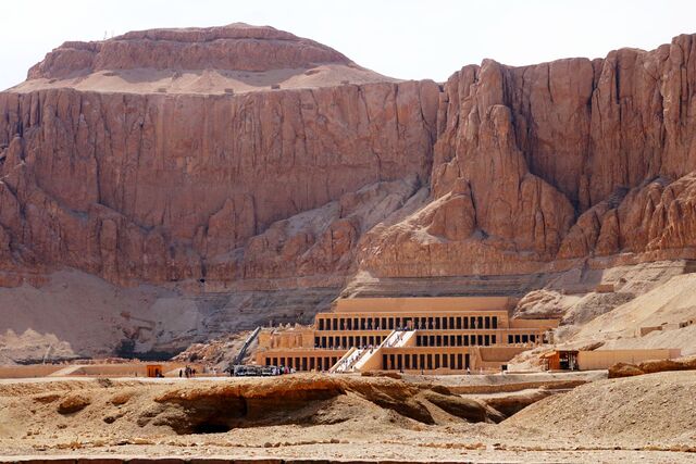 Hatshepsut’ s mortuary temple at Deir el-Bahari