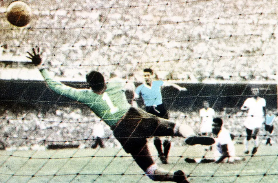 Juan Schiaffino levels the score as he beats Brazilian keeper Barbosa to net Uruguay’s first goal. Credit: Getty - Contributor