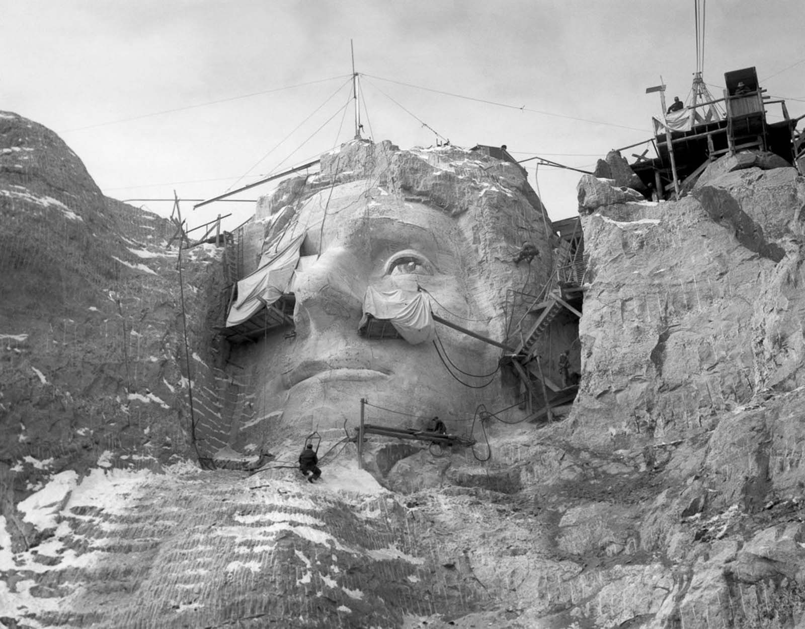 Sculptors refine the features of Thomas Jefferson’s face, 1935.