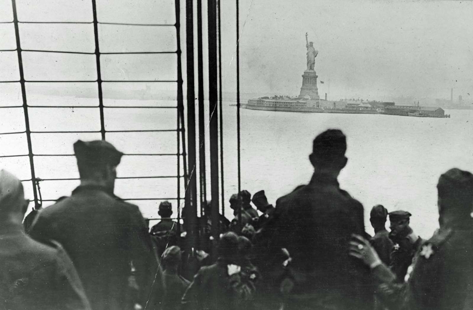 The Statue of Liberty welcomes home the Second Division as they return triumphantly to New York City on August 8, 1919.