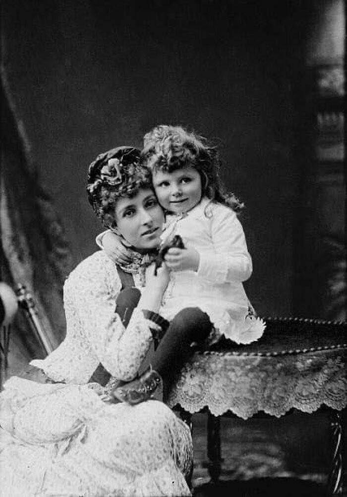A mother with her daughter, captured in 1880.